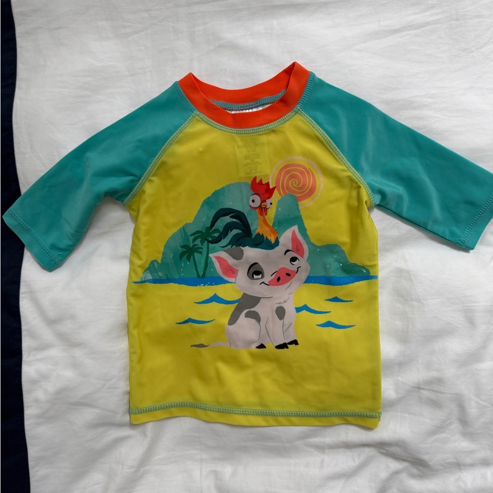 Disney Store Moana Rashguard, Size 4T